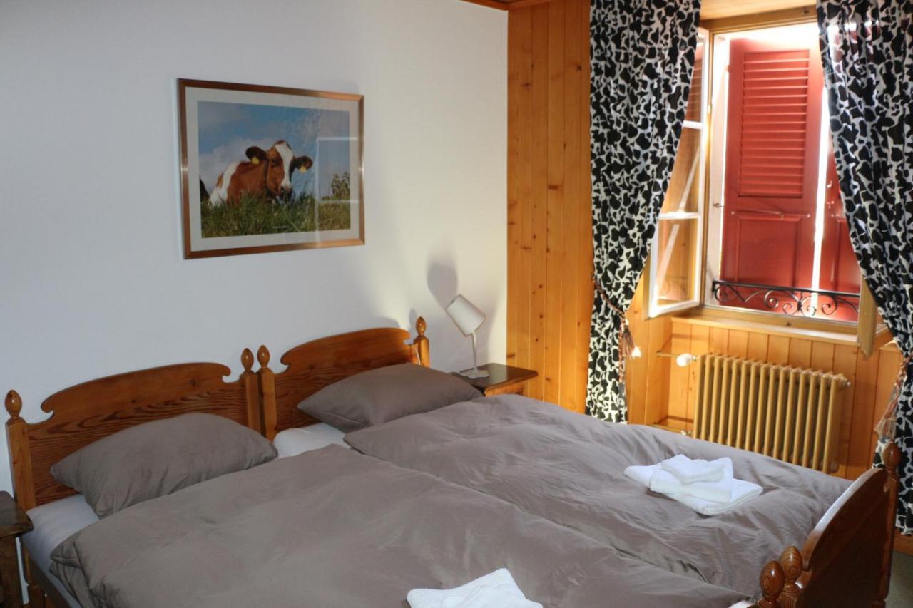 Auberge De L'Ange Albeuve Exteriör bild