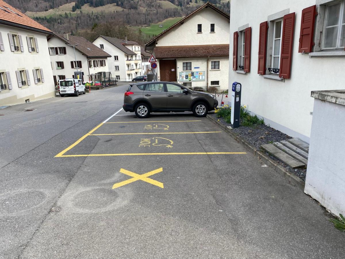Auberge De L'Ange Albeuve Exteriör bild