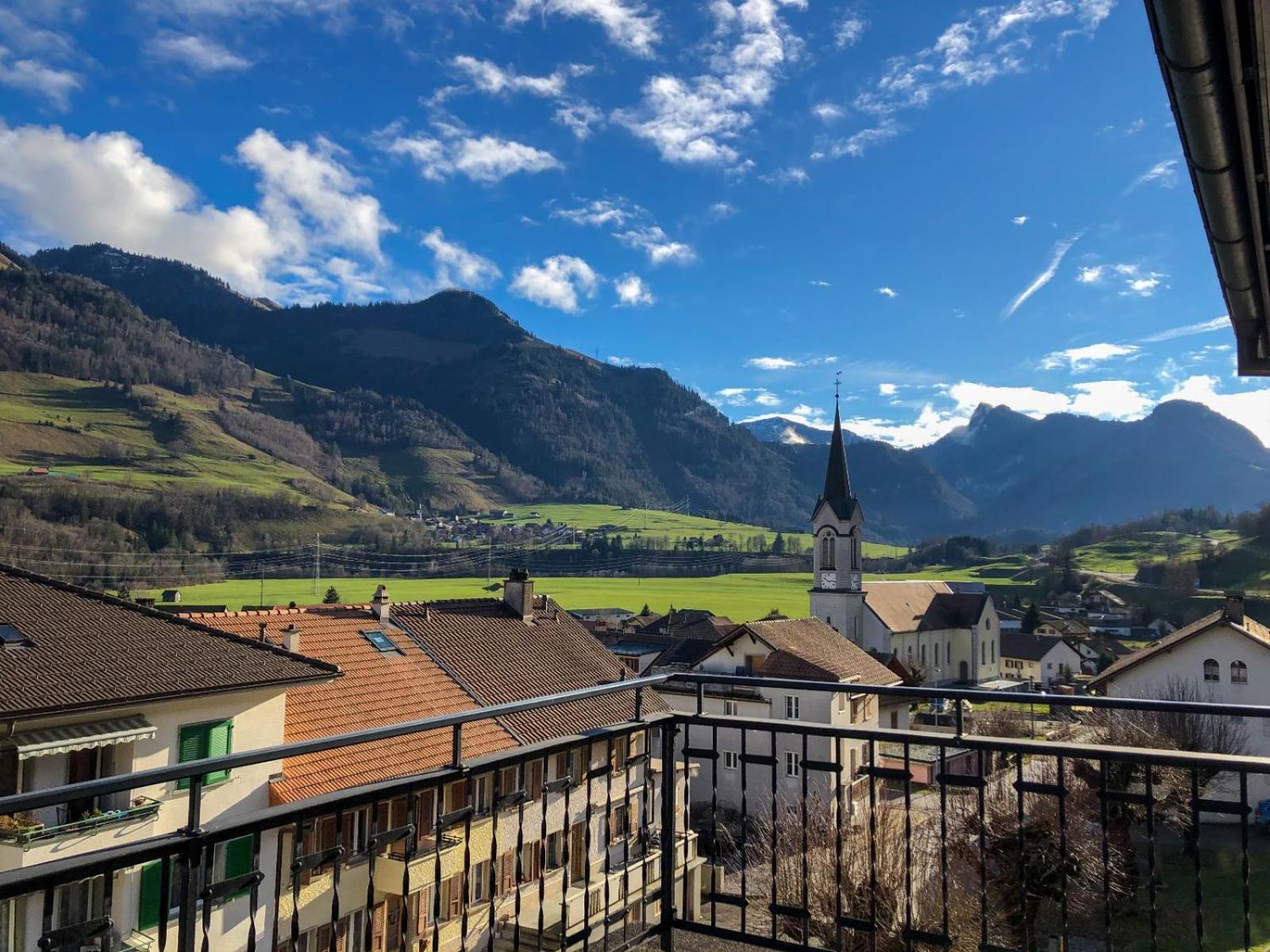 Auberge De L'Ange Albeuve Exteriör bild
