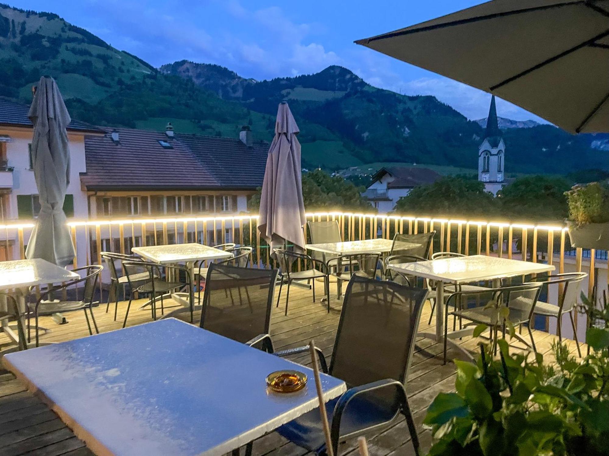 Auberge De L'Ange Albeuve Exteriör bild
