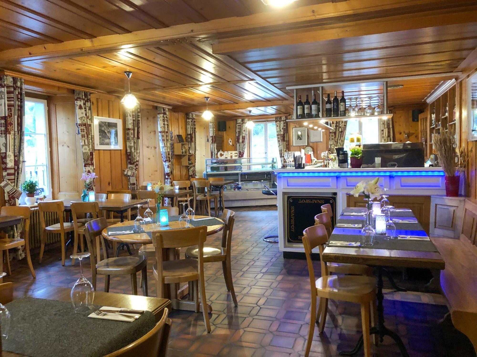 Auberge De L'Ange Albeuve Exteriör bild