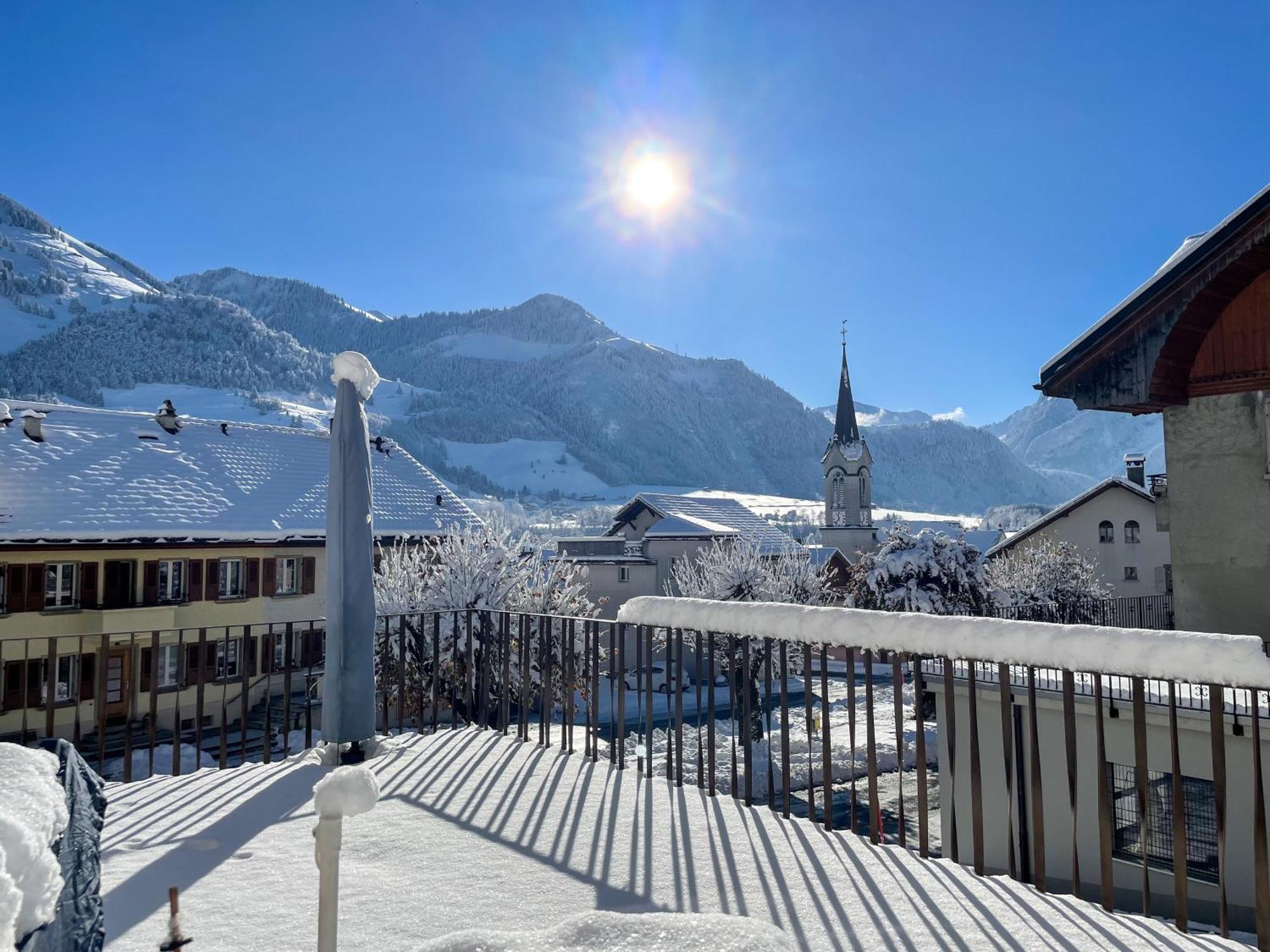 Auberge De L'Ange Albeuve Exteriör bild